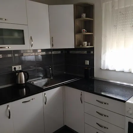 Apartman Dino